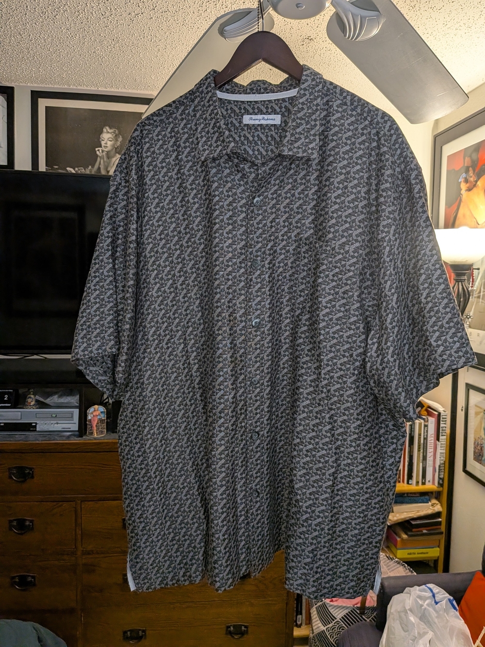 Tommy Bahama Men's Short-Sleeve Camp Shirt - Black and Gray Pattern